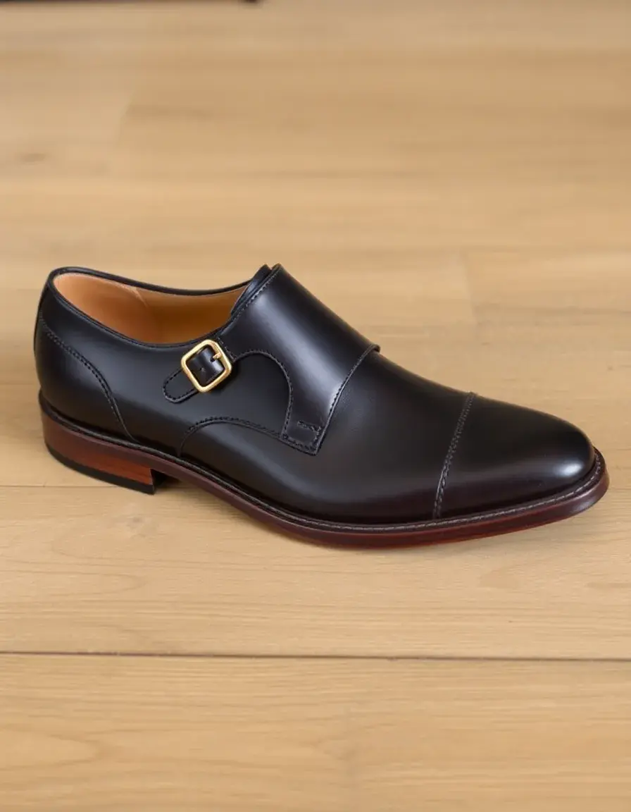 Double monk strap leather shoes
